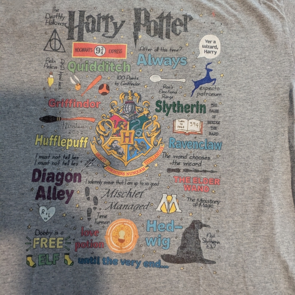 Warner Bros Gray Harry Potter Long Sleeve Tee